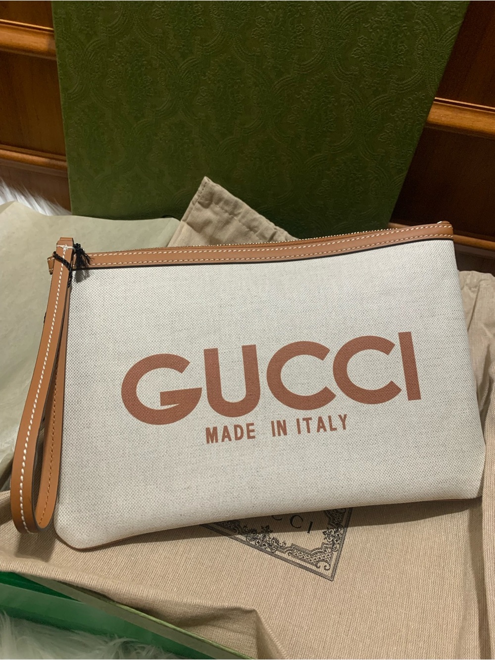 Brand New Gucci Canvas Wristlet/Pouch ✨